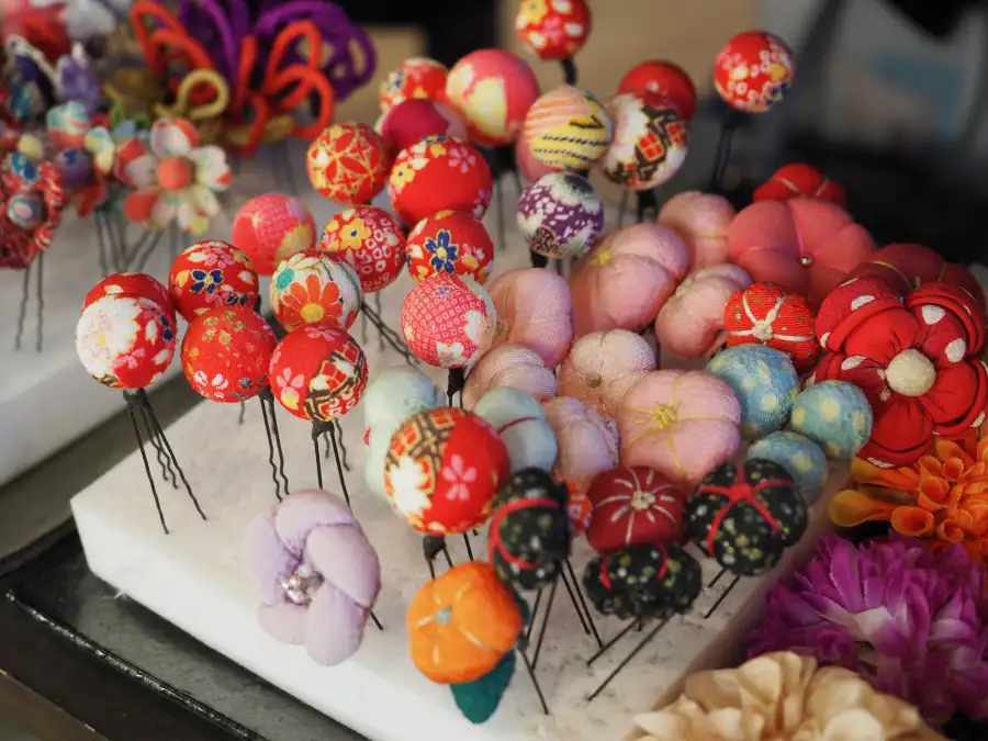 🌸✨ Colorful floral magic at the market!